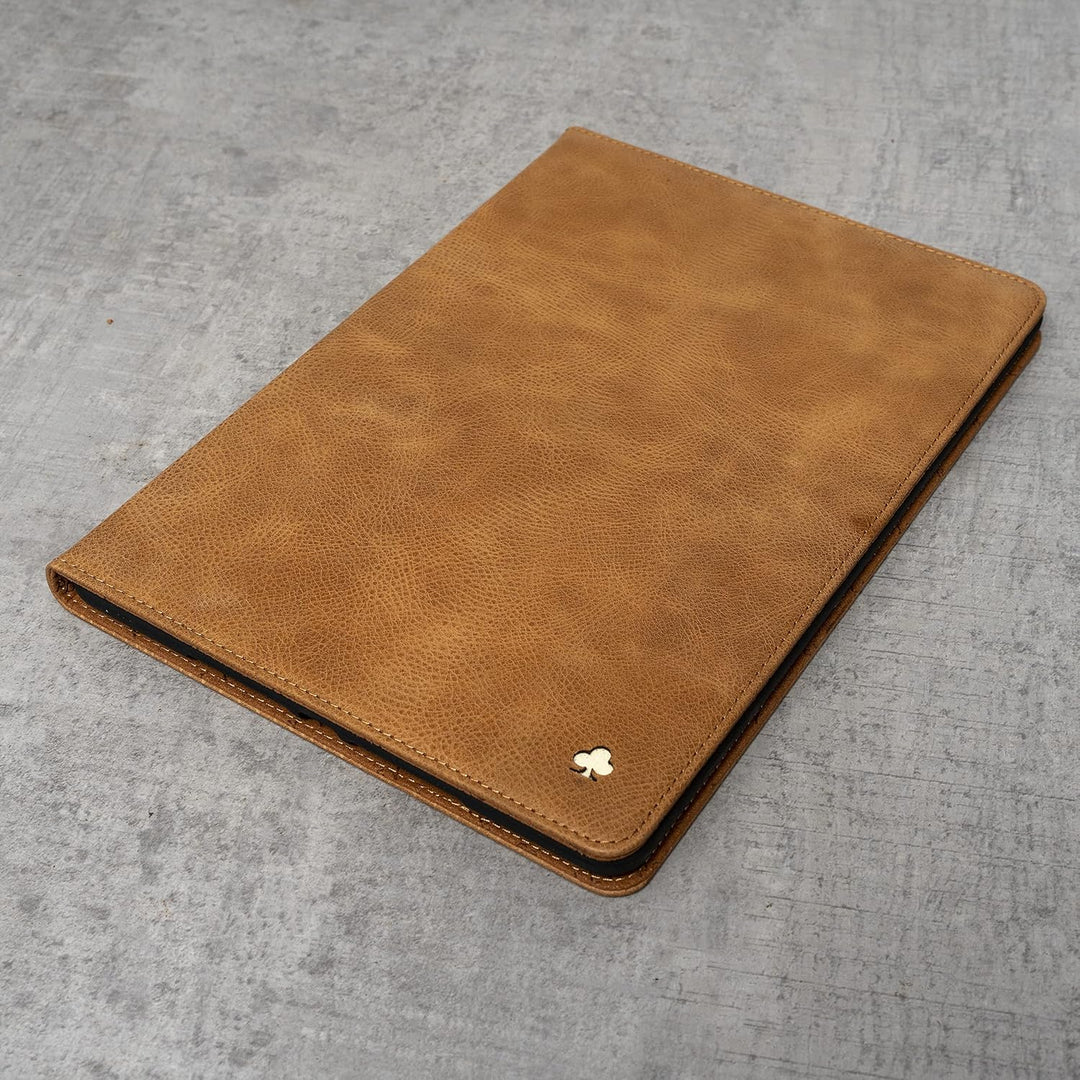 Porter Riley - Lederhülle für iPad 9.7 Zoll (6. 5. Generation) 2018/2017. Premium Echtleder Standhül