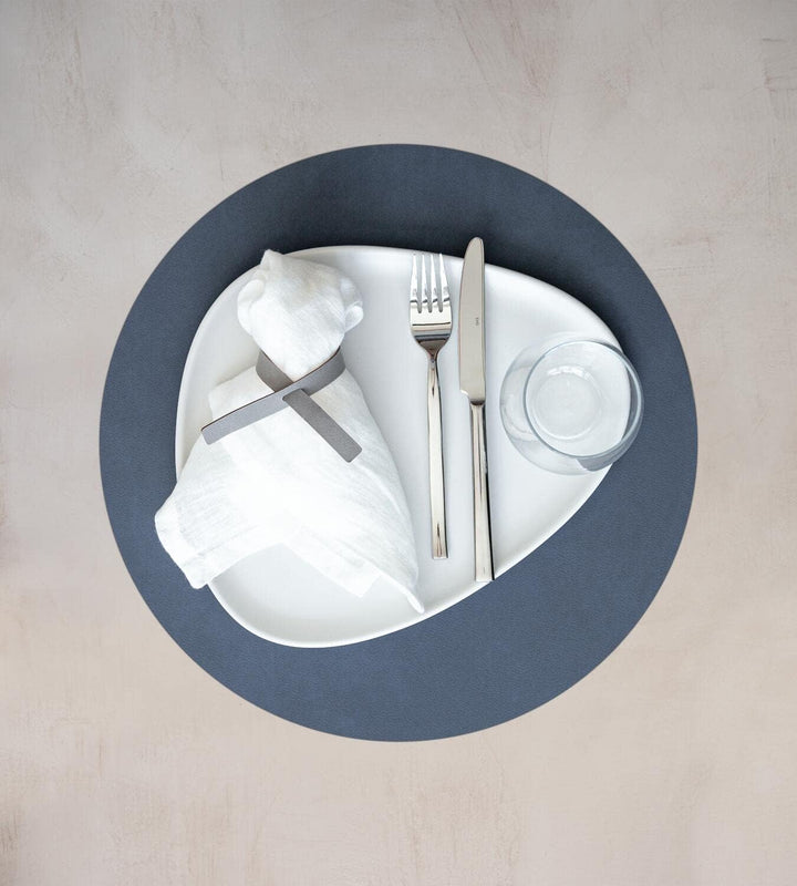 LindDNA Tischset Circle aus Recyceltem Leder in der Farbe Dark Blue, Masse: 40cm x 40cm x 0,2cm, 982