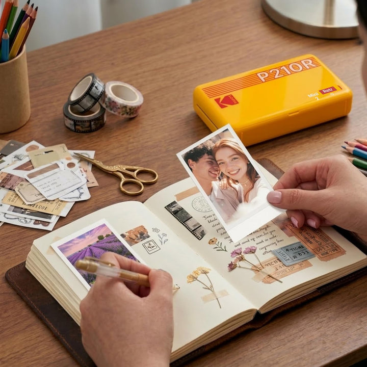 KODAK Mini 2 Retro 4PASS Mobiler Fotodrucker (5,3x8,6cm)- Paket met 68 Blatts, Weiss Drucker + 68 Bl