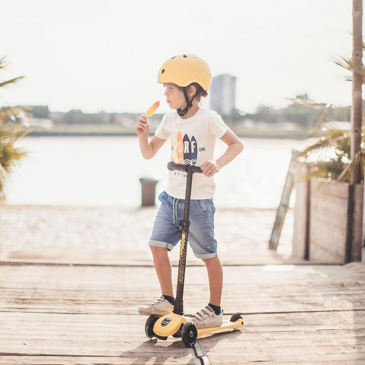 Scoot & Ride Highwaykick 3 LED Scooter Roller Kunststoff/Metall Lemon, Masse: ca. 55cm x 15cm x 24cm
