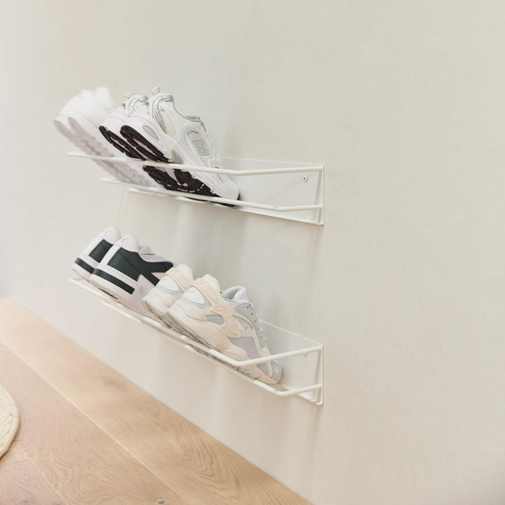 Elegantes Schuhregal Metall (Verkehrsweiss 2er Set) „INN“ – Moderne Schuhaufbewahrung Schuhablage im