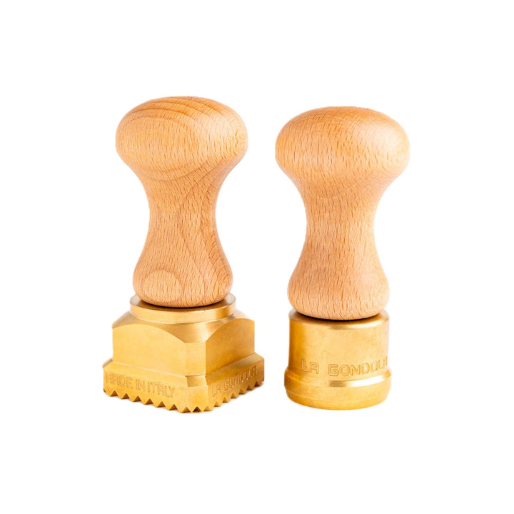 La Gondola Set mit 2 Hausgemachten Ravioli-Stempeln - Rund Glatt 38mm &amp; Quadratisch Gewellt 45x45mm