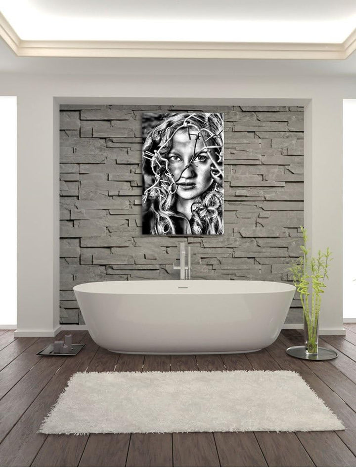 Pixxprint Sexy Girl Stacheldraht als Leinwandbild/Grösse: 100x70 / Wandbild/Kunstdruck/fertig bespan