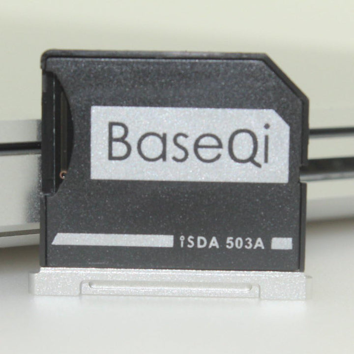 BaseQi Micro SD-Adapter für MacBook Pro 15,4" (Retina)
