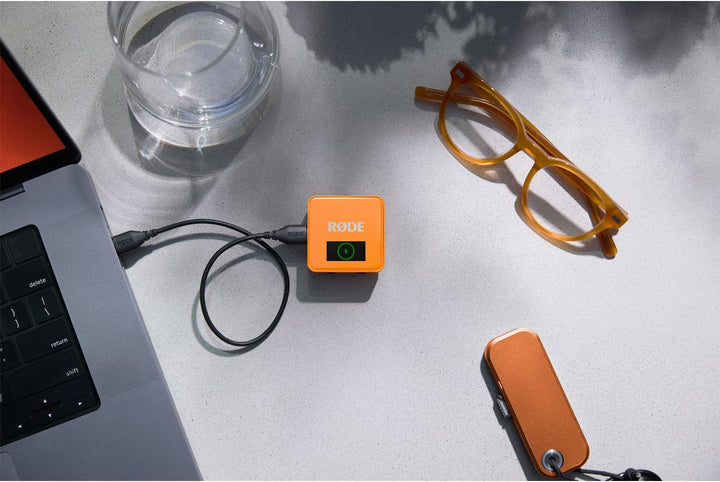Rode Wireless GO Gen 3 Drahtloses 2-Kanal Mikrofon-Funksystem Orange mit Charge Case + 2X Lavalier G
