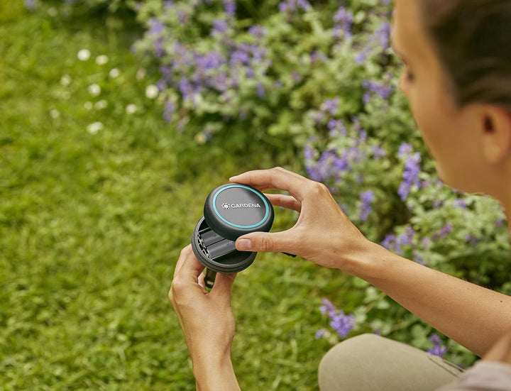 Gardena Bodenfeuchtesensor: Automatische Bewässerung, direkt auf der Rasenfläche einsetzbar, 5 m lan