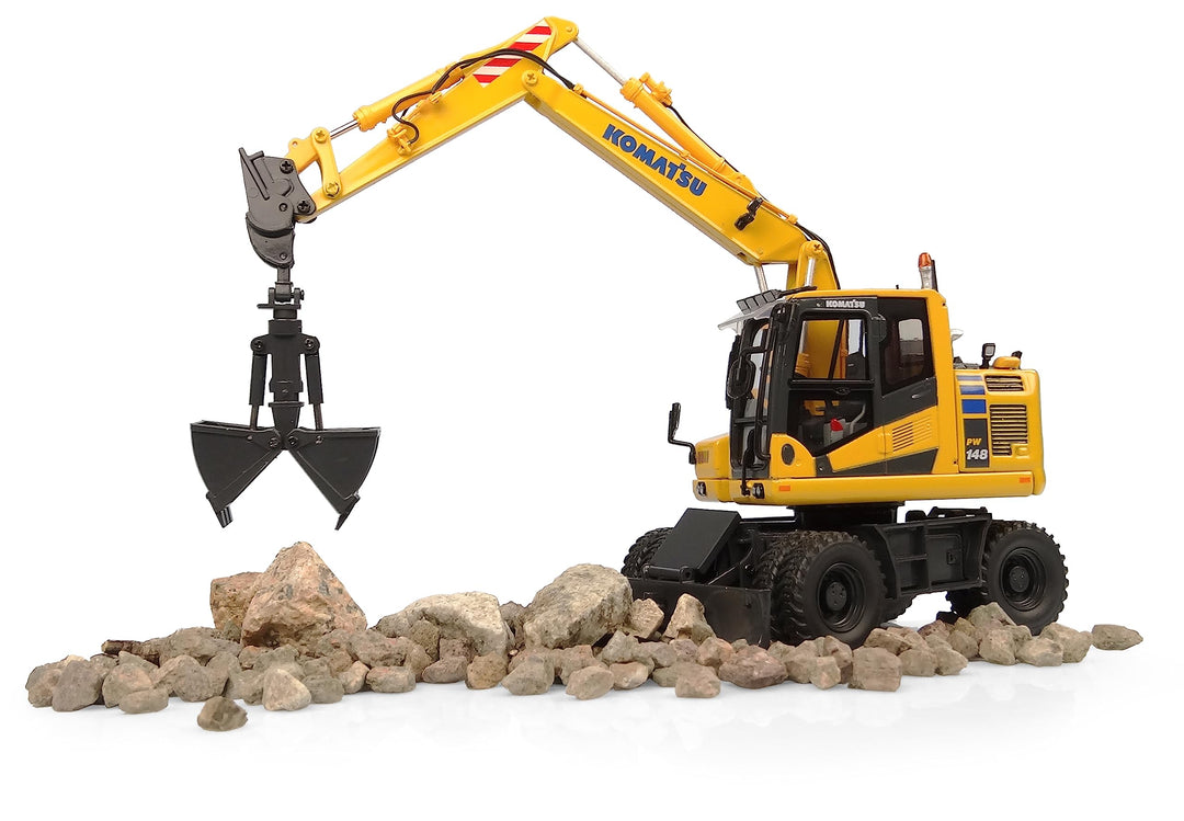 Universal Hobbies Komatsu PW148-11 Hydraulikschaufel