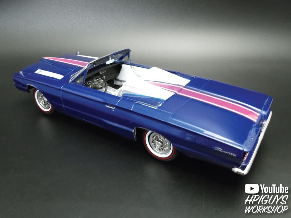 AMT AMT1328/12 1/25 1966er Ford Thunderbird Hardtop Modellbausatz, Mehrfarbig