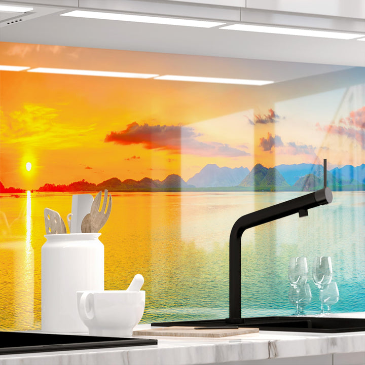 StickerProfis Küchenrückwand selbstklebend Glasoptik - Sundowner - 1.8mm, Versteift, alle Untergründ