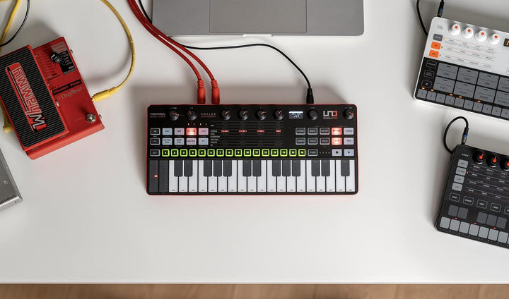 IK Multimedia UNO Synth Pro Desktop, IP-UNO-SYNTHPRODT-IN