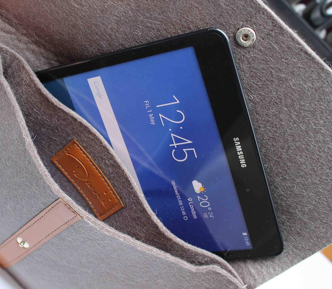 Schöne Tablet Tasche aus Wolle passend für Samsung Galaxy Tab S2 mit 9.7 Zoll T810N / T815N / T813N