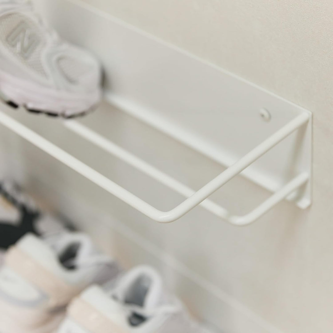 Elegantes Schuhregal Metall (Verkehrsweiss 2er Set) „INN“ – Moderne Schuhaufbewahrung Schuhablage im
