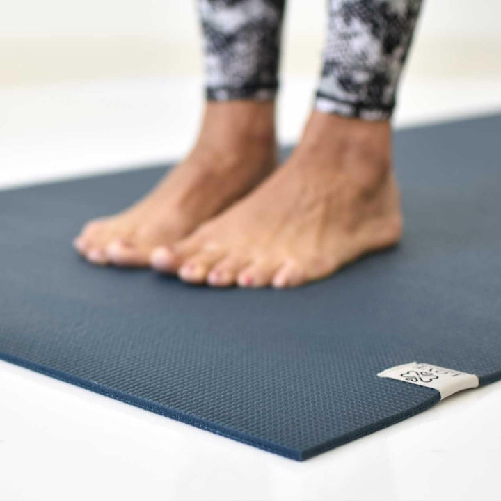 Love Generation - Dicke Yoga Matte Dunkelblau, Dunkelblau
