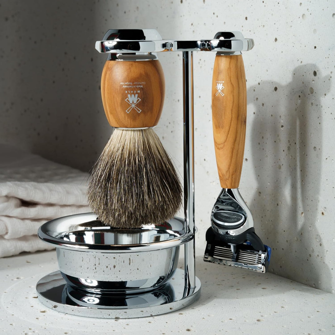 MÜHLE Vivo Rasierset kompatibel mit Gillette-Klingen, Dachshaar-Rasierpinsel, Halterung mit Schale -