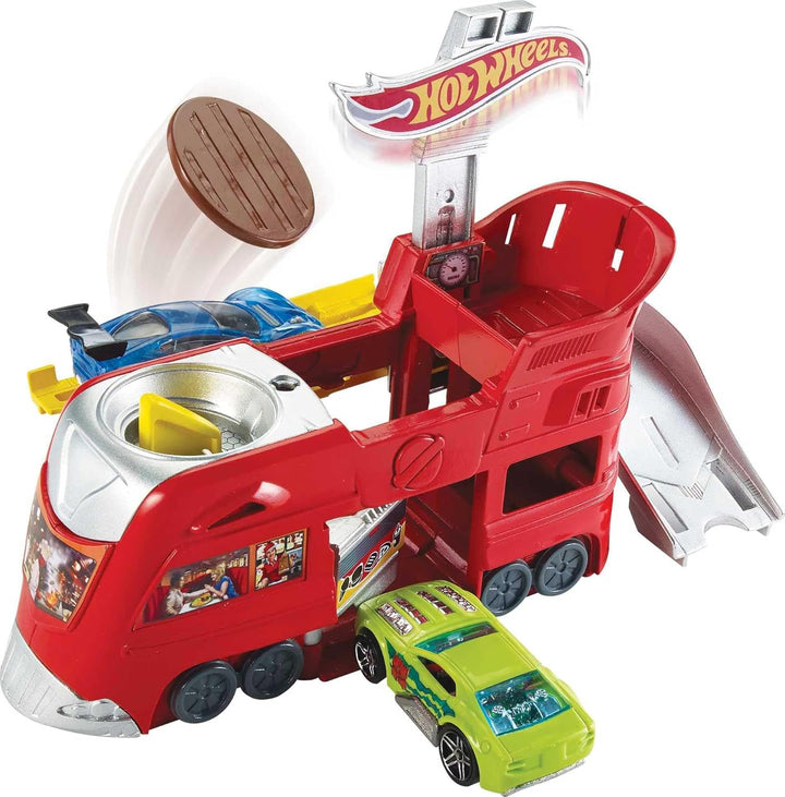 Hot Wheels Dine &amp; Dash Playset