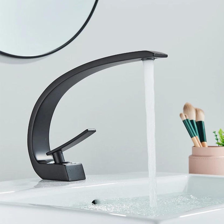 Waschtischarmatur Schwarz Wasserhahn Bad Messing Einhebelmischer 360° schwenkbar Armatur Badezimmer