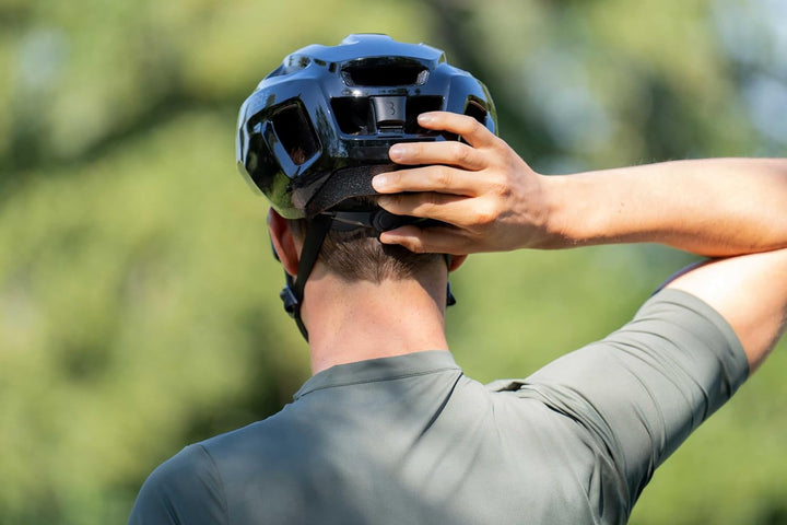 BBB Cycling Fahrradhelm für Herren und Damen mit Abnehmbarem Visier Radhelm Rennradhelm Condor 2.0 M