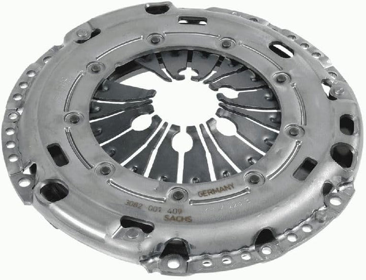 SACHS Kupplungssatz 3000 970 036, OE-Qualität, Kupplungssatz-Austausch beim Auto