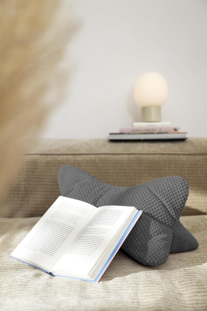 MAGMA Leseknochen COMODO -Mittelgrau-, ergonomische Form für Nacken- oder Lendenstütze, Flexible Stü