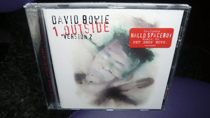Outside (New Version), Audio-CD