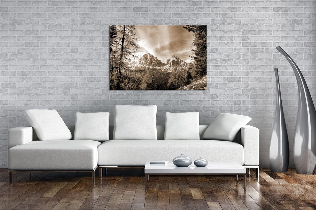 Traumhafte Berglandschaft der Dolomiten Format: 80x60 als Leinwand, Effekt: Sepia, Motiv fertig gera