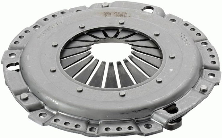 SACHS Kupplungssatz 3000 317 001, OE-Qualität, Kupplungssatz-Austausch beim Auto
