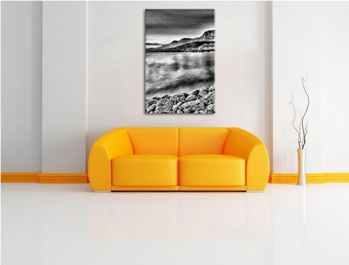 Pixxprint Monocrome, Meer an Traumstadt, Format: 100x70 auf Leinwand, 100x70