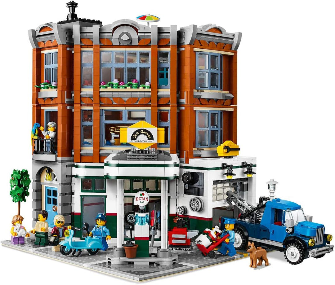 LEGO Creator Expert Corner Garage 10264 Building Kit (2569Piece) Frustfreie Verpackung, Frustfreie V