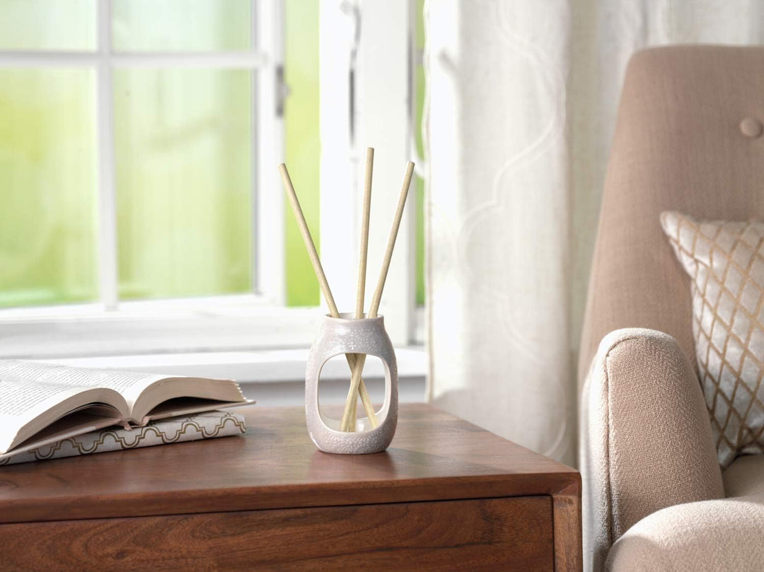 Yankee Candle Reed Diffusor, Starter-Set mit Duftstäbchen, Starter-Set, Black Coconut, Starter-Set