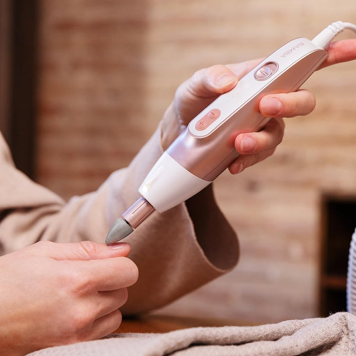 Cecotec Elektrisches Maniküre- und Pediküreset Bamba PinkyCare 700 Perfect Nails, Sieben austauschba