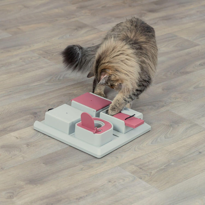 TX-4597 Cat Activity Poker Box 31x31 cm Pokerbox Aktivität für Katzen, Pokerbox Aktivität für Katzen