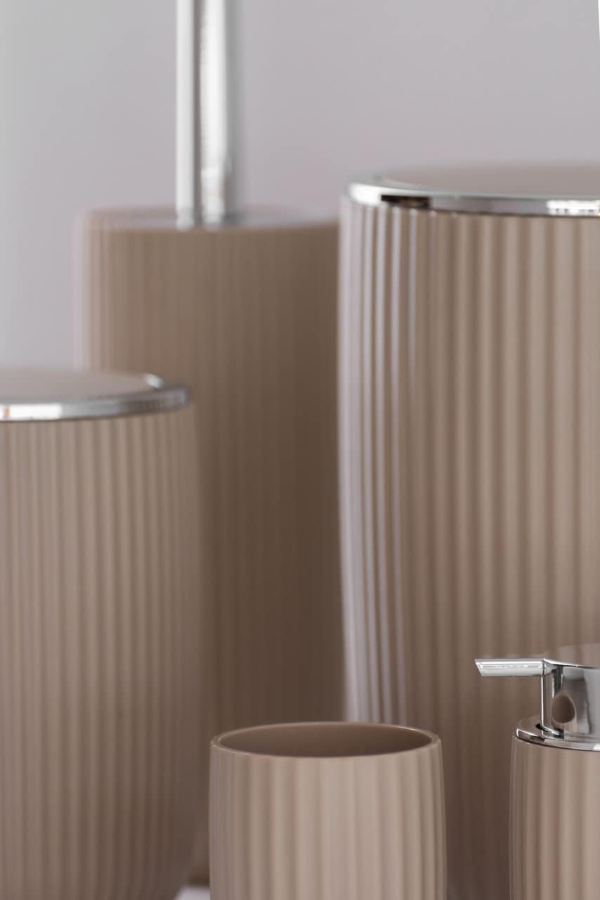 WENKO Schwingdeckeleimer Mod. Agropoli L Beige, 5,5 Liter, Badezimmer-Mülleimer mit Deckel, Abfallei