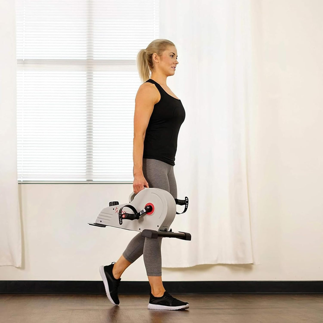 Sunny Health &amp; Fitness Smart-Heimtrainer, Untertisch-Mini-Pedaltrainer mit Doppelfunktion für Senior