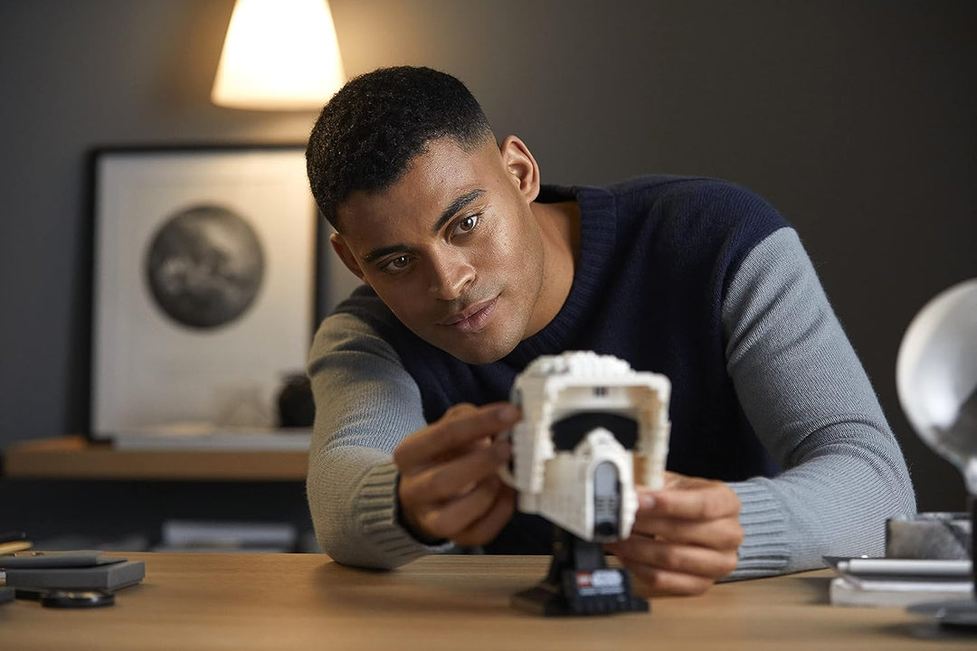 LEGO 75305 Star Wars Scout Trooper Helm Bauset für Erwachsene, Deko, Geschenkidee, Modell zum Bauen