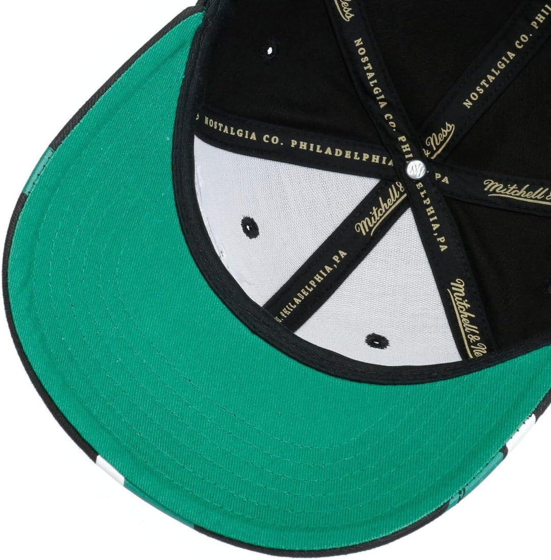 Mitchell &amp; Ness NBA Brushed Celtics Cap Basecap Baseballcap Snapback Curved Brim Boston Einheitsgrös