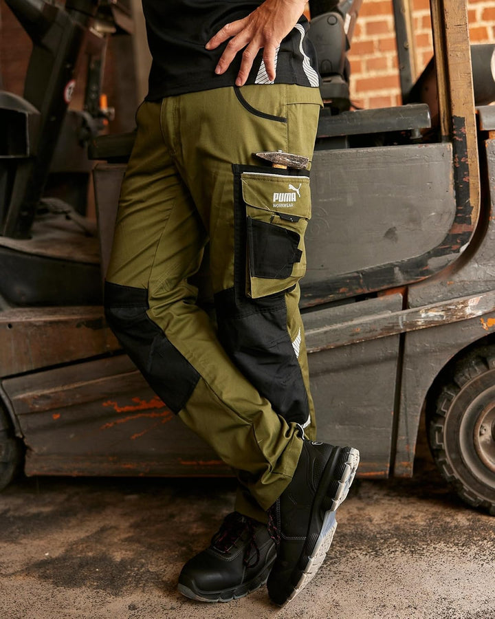 PUMA WORK WEAR Premium Arbeitshose mit vielen Taschen und extra verstärktem Nylon Gewebe 52 Marinebl
