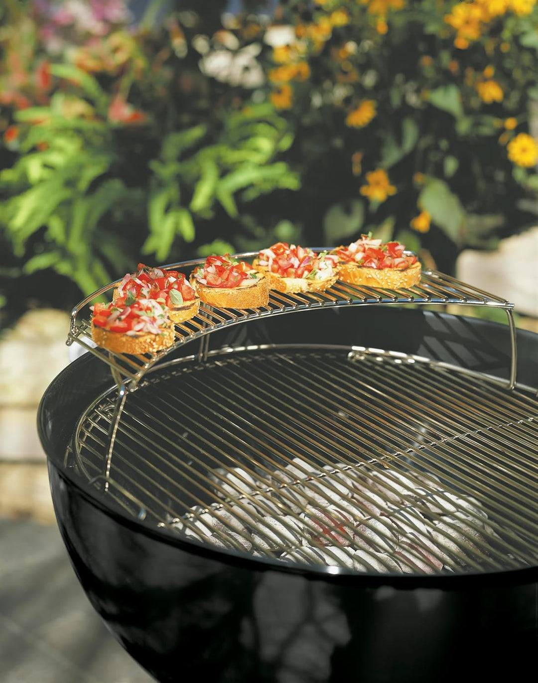 Weber 8417 Warmhalterost, für Holzkohlegrills mit 57 cm, Schwarz Single, Single