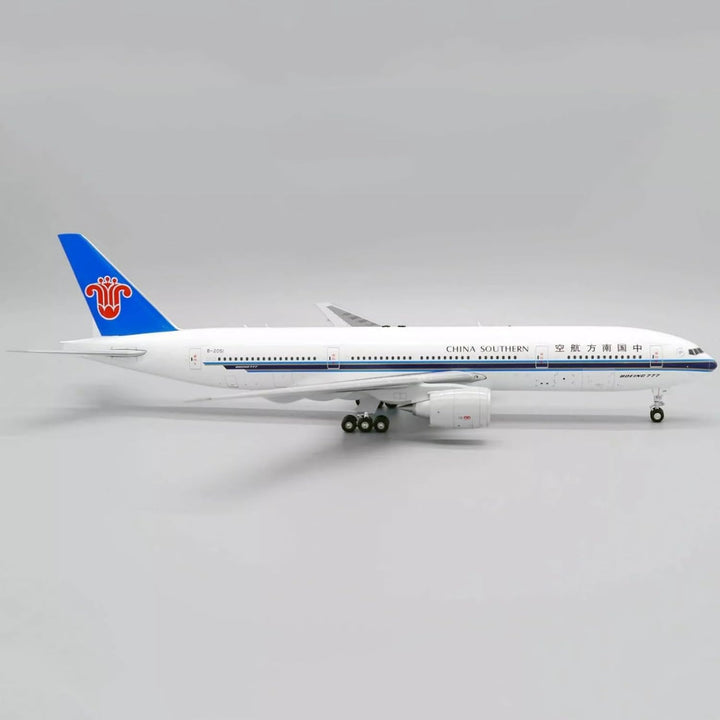 DAGIJIRD Simulation Alloy Aircraft Model 1:350 Alloy China Southern B777 Airplane Model