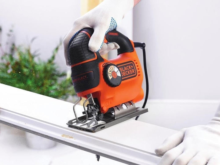 Black &amp; Decker Autoselect Stichsäge mit Klinge, orange, KS801SE 550 wattsW, 18 voltsV Metallsäge, Me