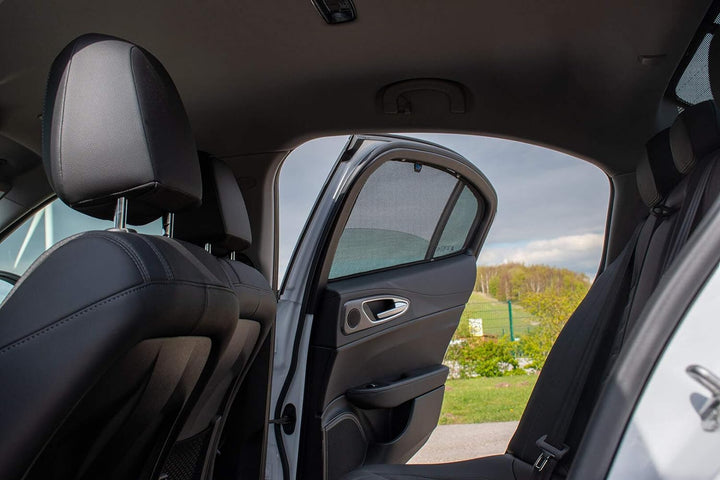 Satz Car Shades (Hintertüren) kompatibel mit Ford Focus Kombi 2004-2011 (2-teilig)