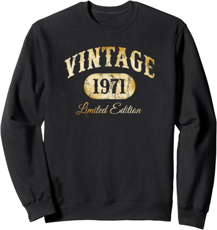 Vintage Made in 1971 Classic 53rd Birthday Sweatshirt