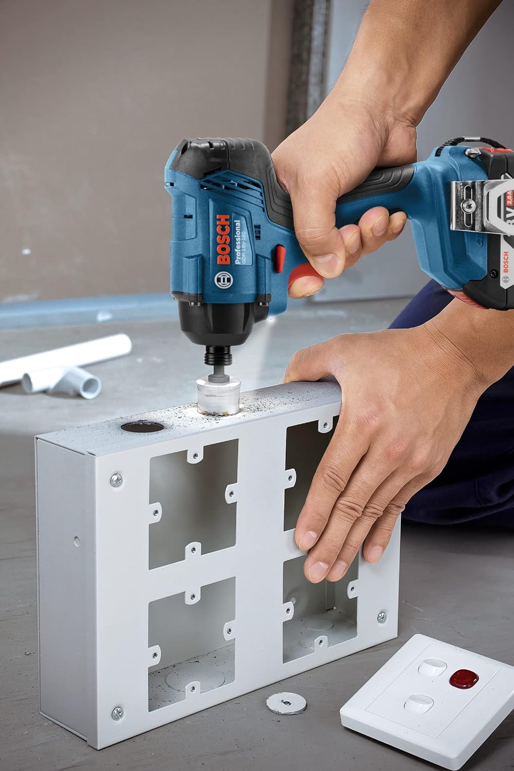Bosch Professional 18V System Akku Drehschlagschrauber GDR 18V-160 (ohne Akkus und Ladegerät, 1/2 L-