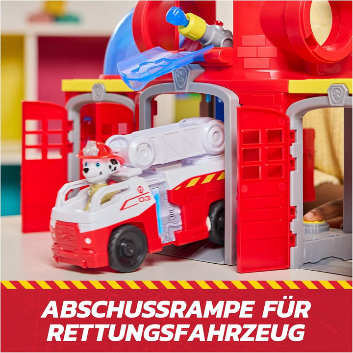 PAW PATROL – Fire Rescue Feuerwehr-Station mit Licht- und Soundeffekten, Wasserkanone, Rutschstange