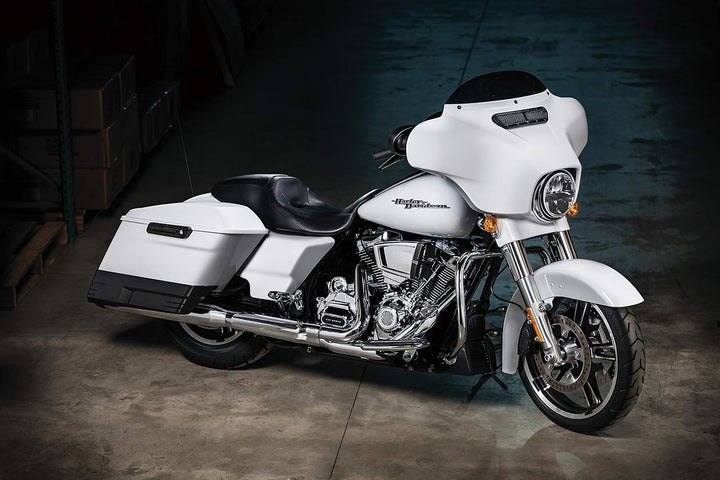 Kuryakyn 6412 Präzisions-Getriebeabdeckung für Milwaukee-Eight Powerplants: 2017–19 Harley-Davidson