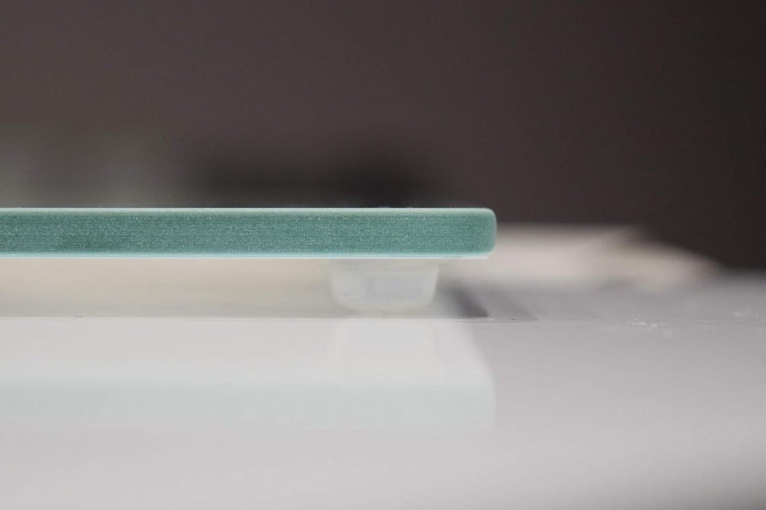Küchenbrett aus Hartglas und Induktionskochplattenabdeckung – Schneideplatten SINGLE mit 60 x 52 cm