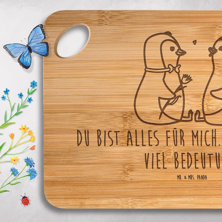 Mr. &amp; Mrs. Panda Bambus - Schneidebrett Pinguin Pärchen - Geschenk, Traumpaar, Hackbrett, Hochzeitsg