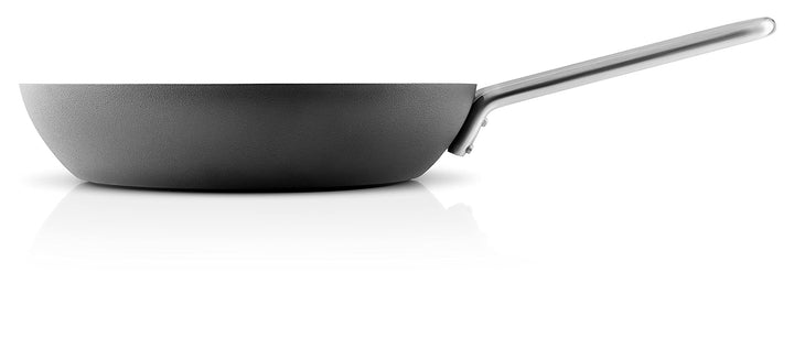 Eva Trio | Profi. bratpfanne Ø24cm | Langlebige und einzigartige Antihaftbeschichtung | Schwarz 24 c