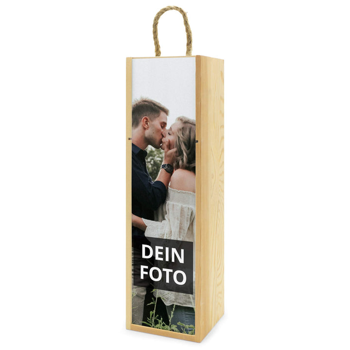 PhotoFancy® - Weinkiste mit eigenem Foto selbst gestalten – Weinbox mit deinem Motiv mit Tragekordel