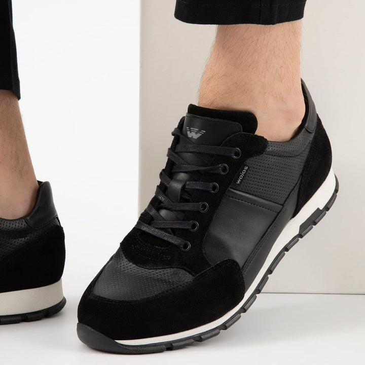 WOJAS - Herren Sneakers I Leder I Weiches Innenfutter I Dunkelblaue Akzente I Praktisch und Bequem I