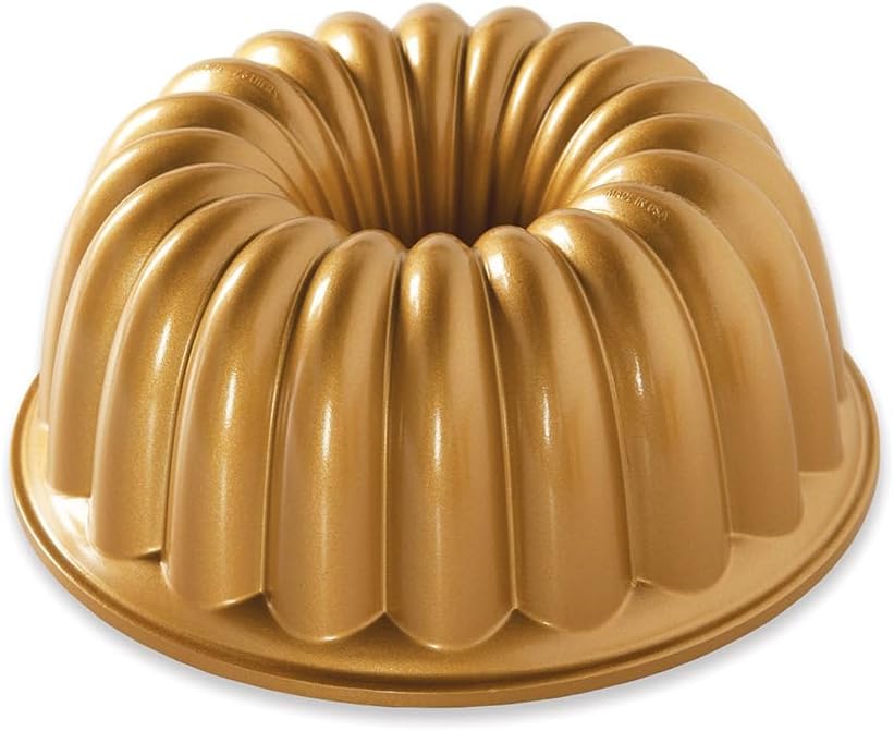 Nordic Ware NW 58677 Elegant Party Bundt Pan Kuchenform Gold, Aluminium, Goldfarben, Ø 22.3 x 9.3 cm